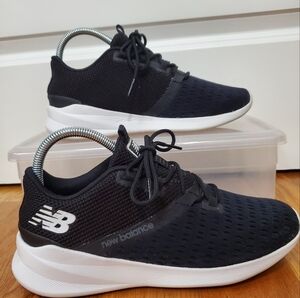 New Balance Women's Black Running Shoes Size 7.5